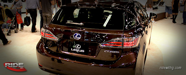 1206_lexus_ct200h