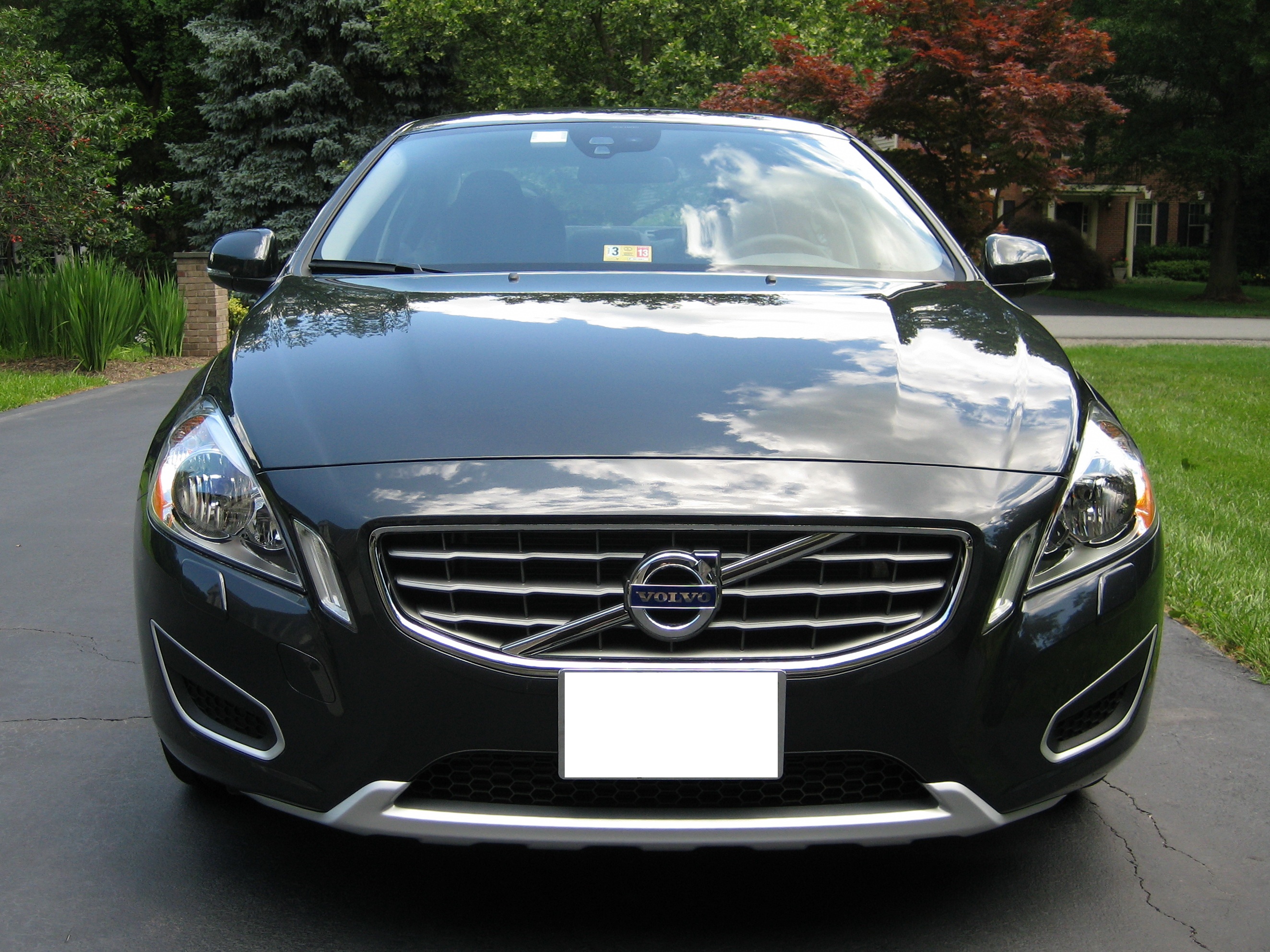 The Wall Ursus' 2012 Volvo S60 T5 RIDE with G
