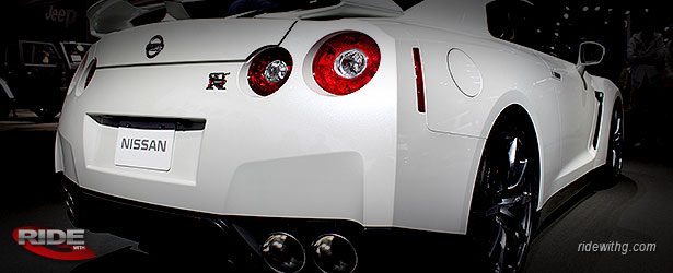 1302-nissan-gtr